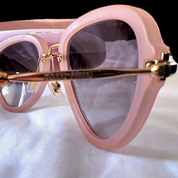 Authentic MIU MIU Occhiali Frames Orchidea Opaque Lenses SUNGLASSES + Bag & Case - Picture 3 of 10
